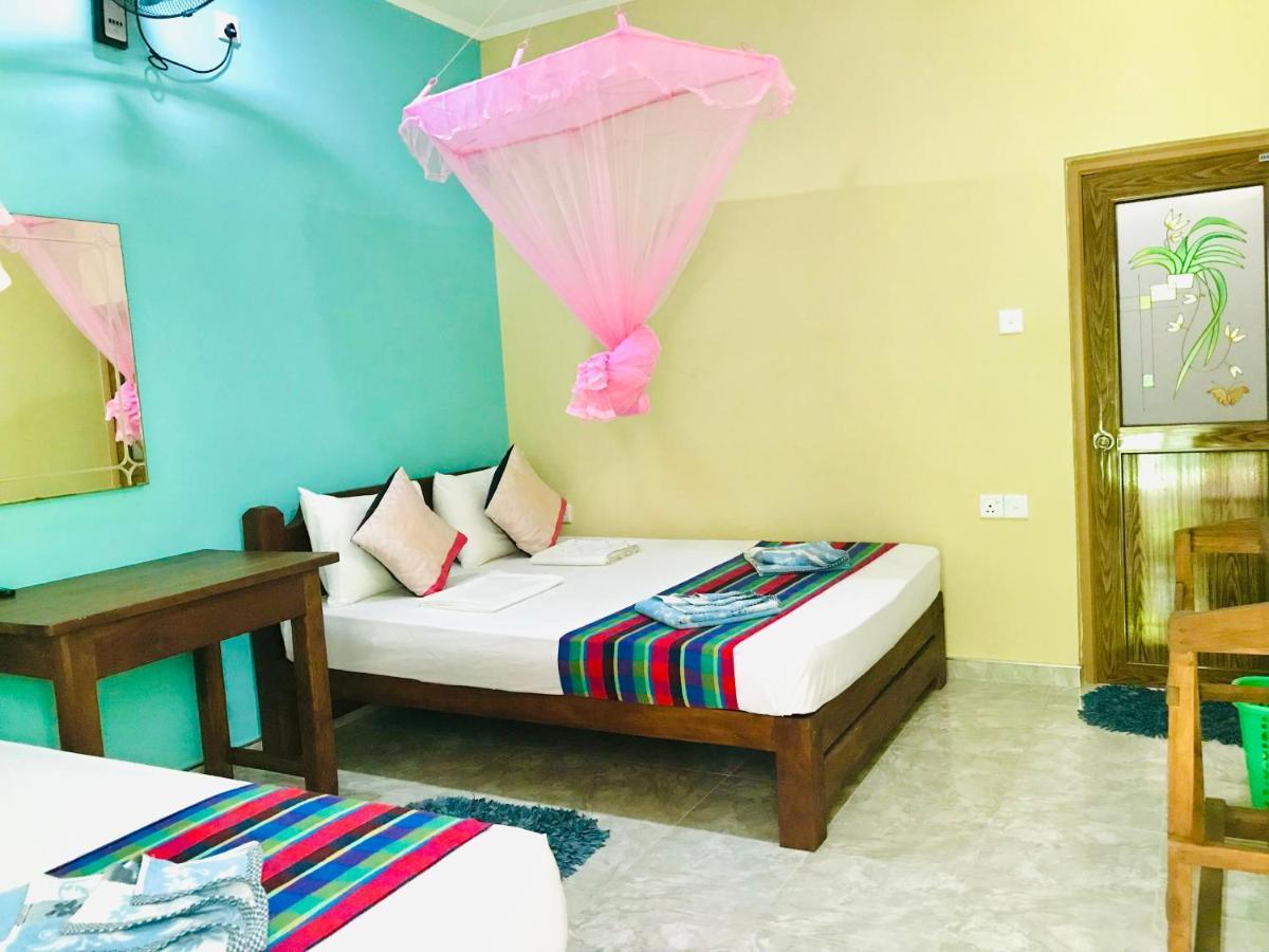 Gangadiya Lodge Sigiriya Bagian luar foto