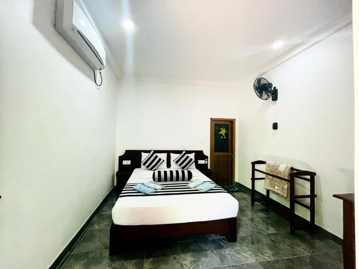 Gangadiya Lodge Sigiriya Bagian luar foto