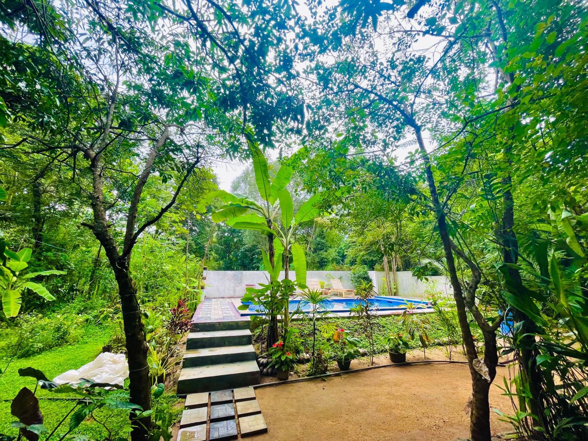Gangadiya Lodge Sigiriya Bagian luar foto